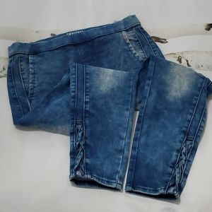 Low rise ankle jegging